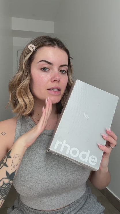 The &quot;rhode&quot; Lip Case